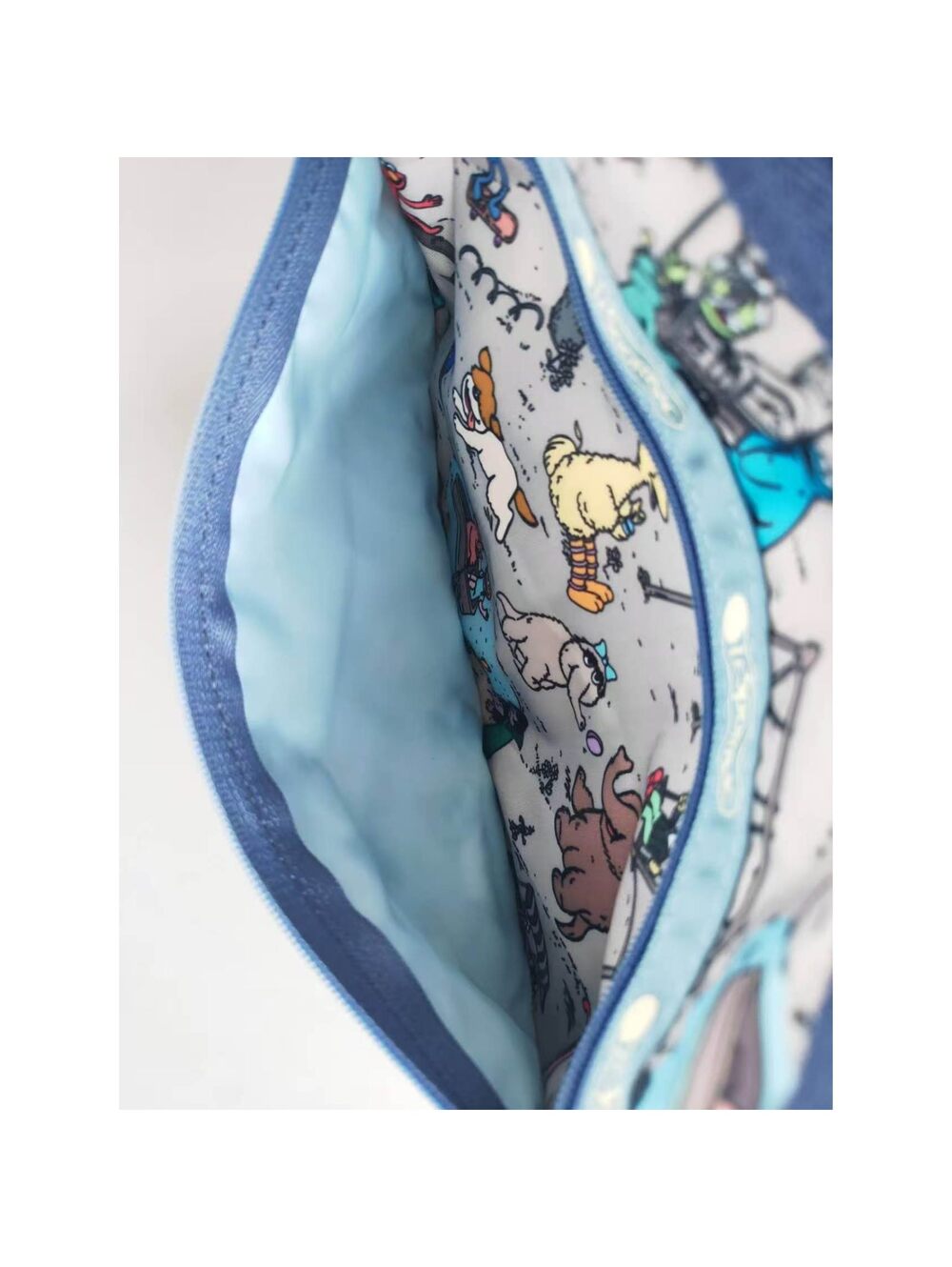 LeSportSac x SESAME STREET Medium Everyday Bag NWT - Picture 10 of 10